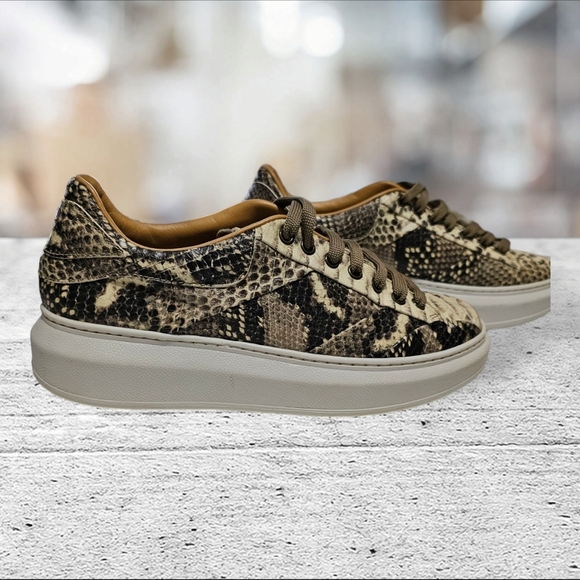 STEVEN by STEVE MADDEN Women's Snakeskin Print Sneakers size U.S. 8.5 euro 39 - Picture 12 of 15